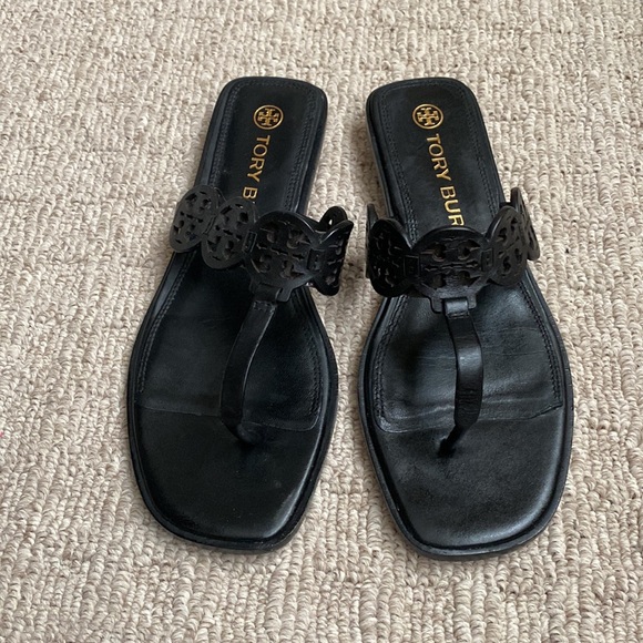 Tory Burch Tiny Miller Sandal Flat Logo Calf Leather Thong, Perfect Black sz 9 - Picture 7 of 12